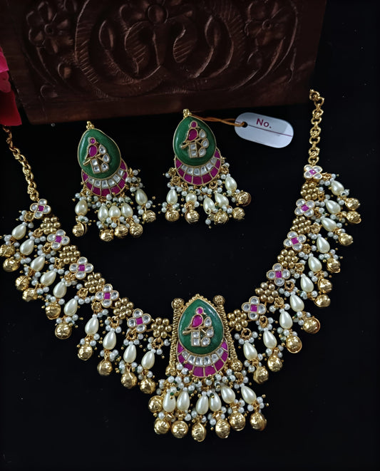 Jadau necklace